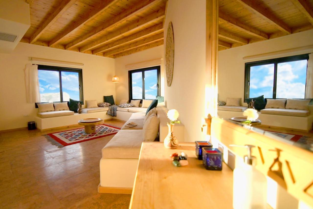 Benben By Dhara Hotels - Adults Only Asuán Exteriér fotografie Interior of a Santa Fe hotel